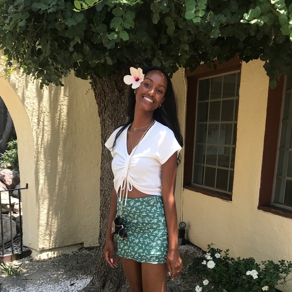 Meet your Posher, Genelle